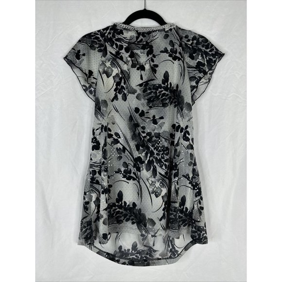 Cocomo Sleeveless Top Blouse Women Size L Gray Black Floral Chain Necklace - Picture 7 of 13